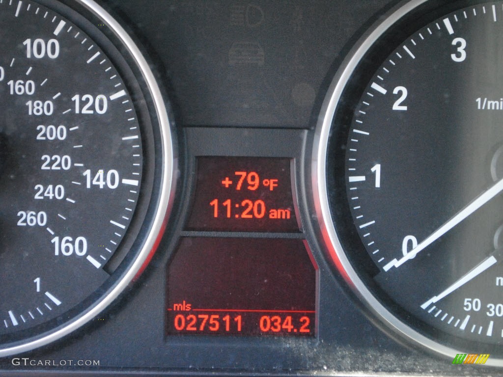 2010 3 Series 328i Sedan - Jet Black / Black photo #17