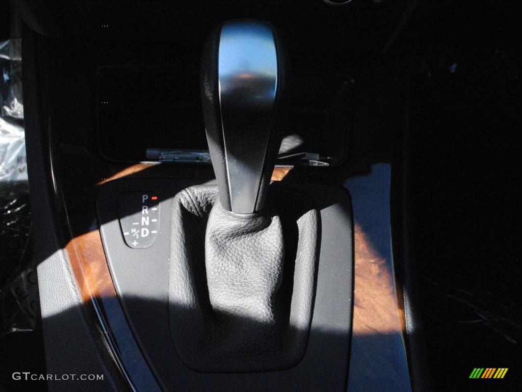 2010 3 Series 328i Sedan - Jet Black / Black photo #24