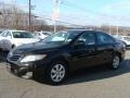 Black - Camry LE Photo No. 3