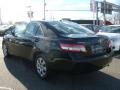 Black - Camry LE Photo No. 4