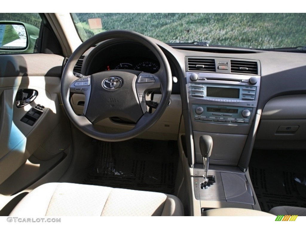 2008 Camry Hybrid - Jasper Green Pearl / Bisque photo #12