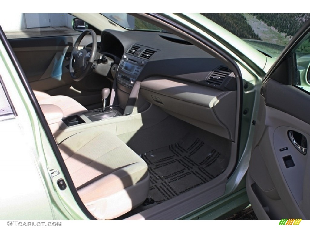 2008 Camry Hybrid - Jasper Green Pearl / Bisque photo #14