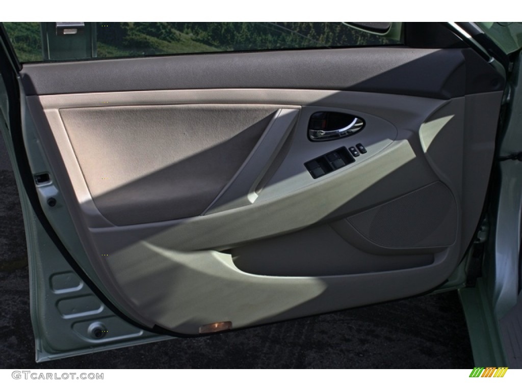 2008 Camry Hybrid - Jasper Green Pearl / Bisque photo #20