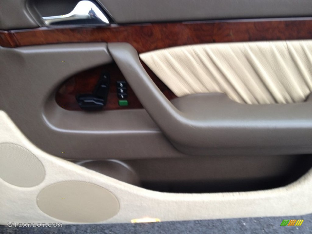 1996 Mercedes-Benz S 320 Short Wheelbase Sedan Parchment Door Panel Photo #75292849