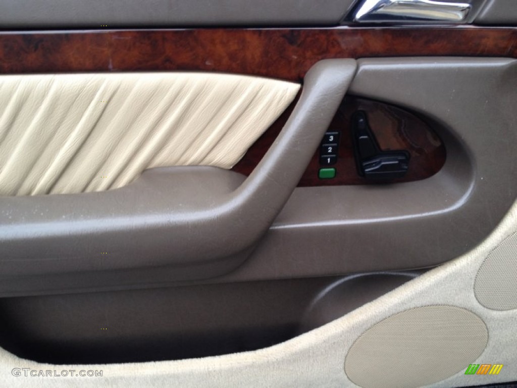 1996 Mercedes-Benz S 320 Short Wheelbase Sedan Door Panel Photos