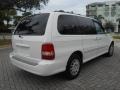 2003 Clear White Kia Sedona LX  photo #4