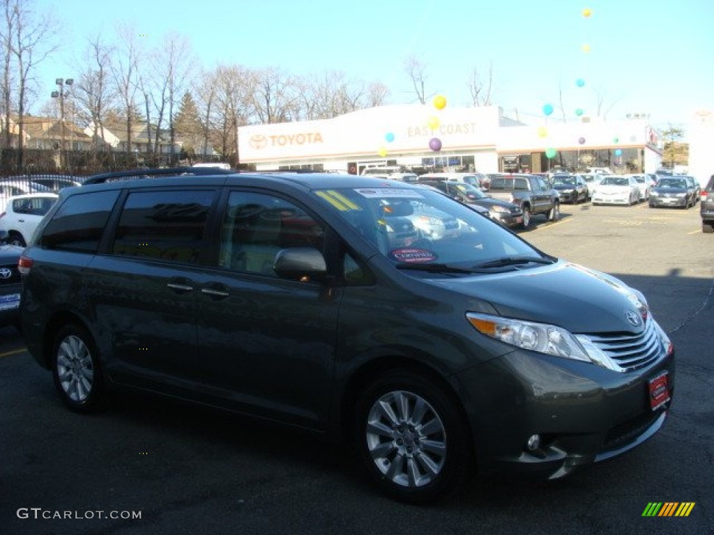 2011 Sienna Limited AWD - South Pacific Blue Pearl / Light Gray photo #1
