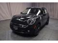 Absolute Black - Cooper S Countryman Photo No. 1