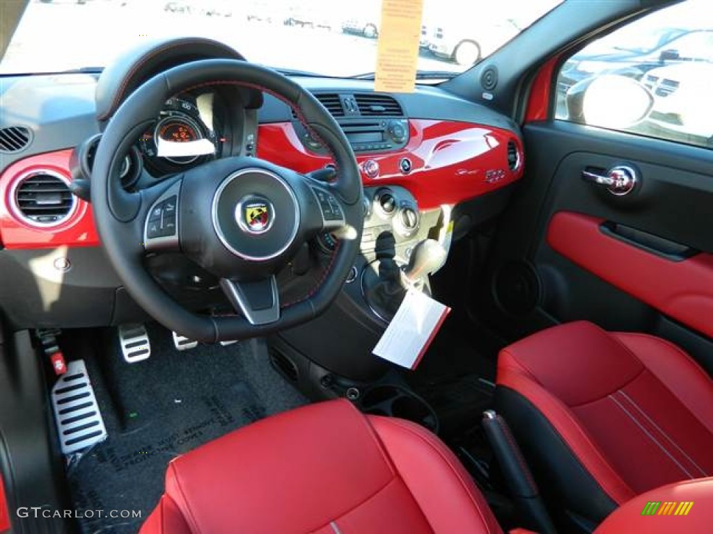 Abarth Nero/Rosso/Nero (Black/Red/Black) Interior 2013 Fiat 500 Abarth Photo #75300475