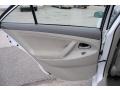 Super White - Camry LE Photo No. 16