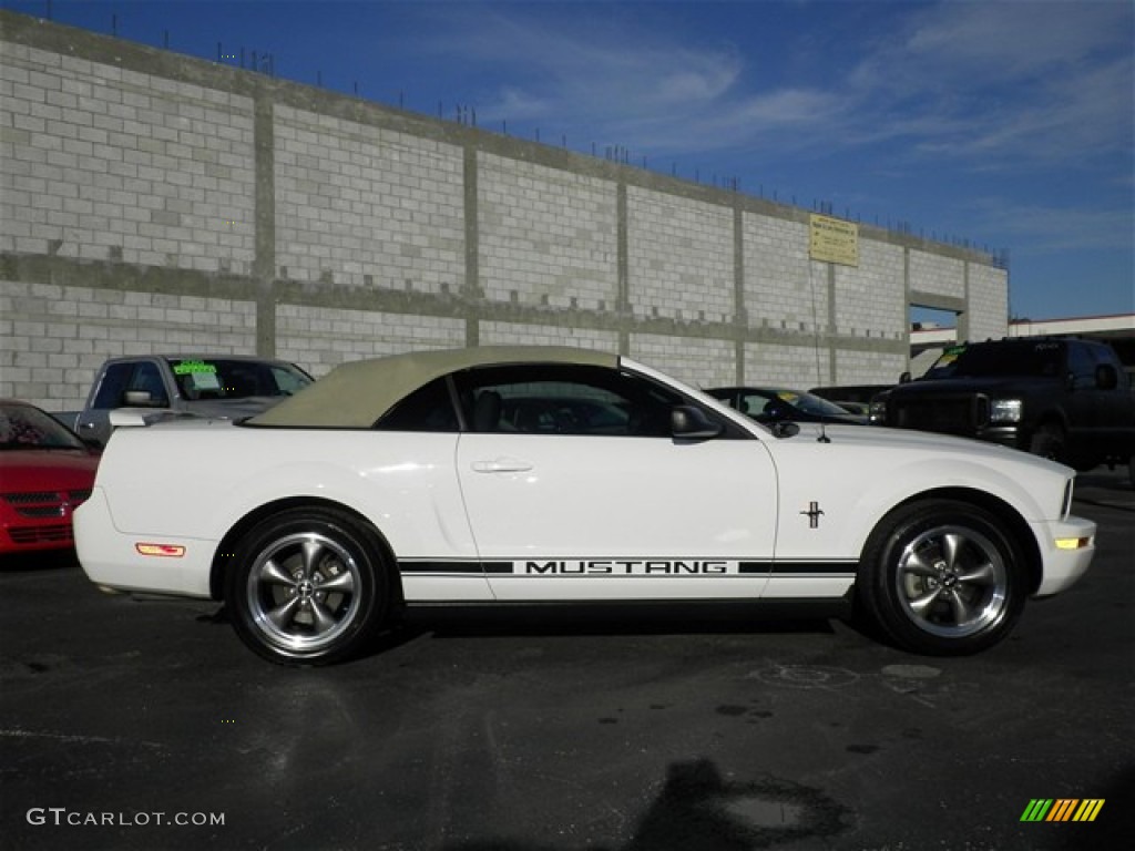 2006 Mustang V6 Premium Convertible - Performance White / Light Parchment photo #16