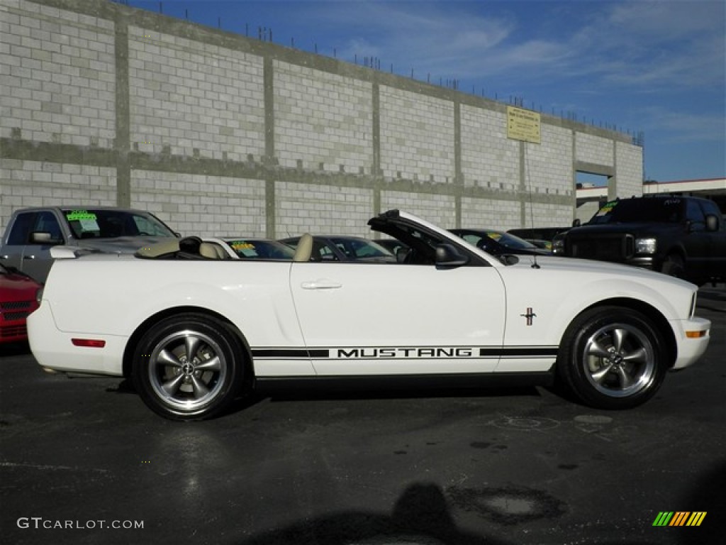2006 Mustang V6 Premium Convertible - Performance White / Light Parchment photo #24