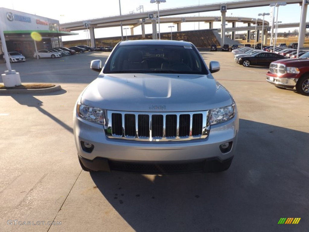 2013 Grand Cherokee Laredo - Bright Silver Metallic / Dark Graystone/Medium Graystone photo #8