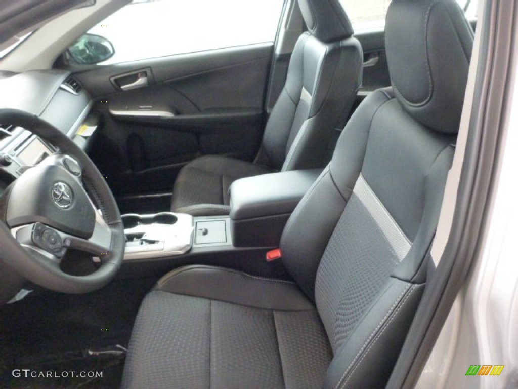 Black Interior 2013 Toyota Camry SE Photo #75308412