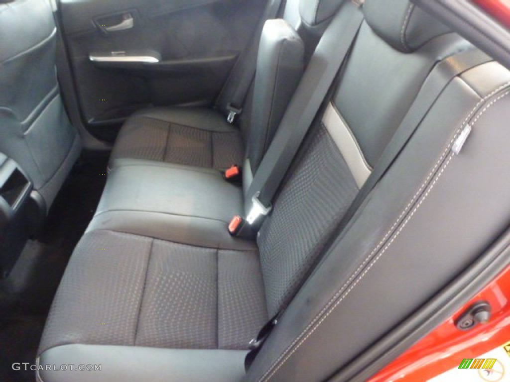 Black Interior 2013 Toyota Camry SE V6 Photo #75308588