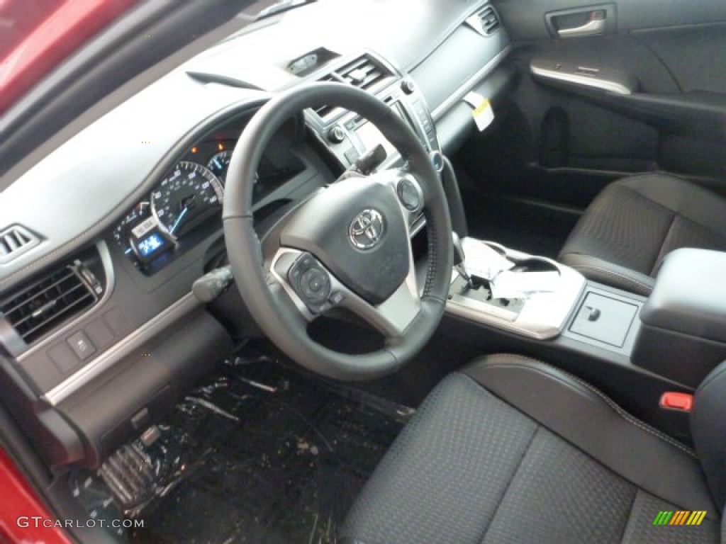 Black Interior 2013 Toyota Camry SE V6 Photo #75308607