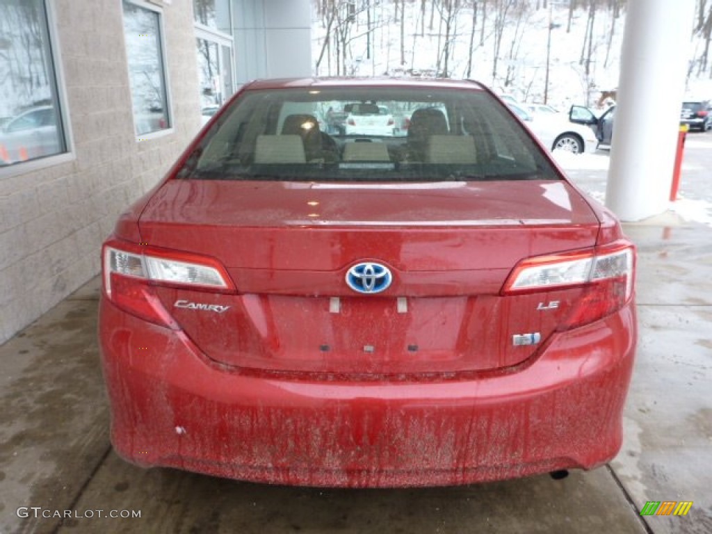 2013 Camry Hybrid LE - Barcelona Red Metallic / Ivory photo #3