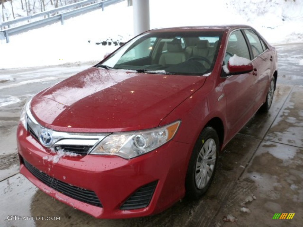 2013 Camry Hybrid LE - Barcelona Red Metallic / Ivory photo #5