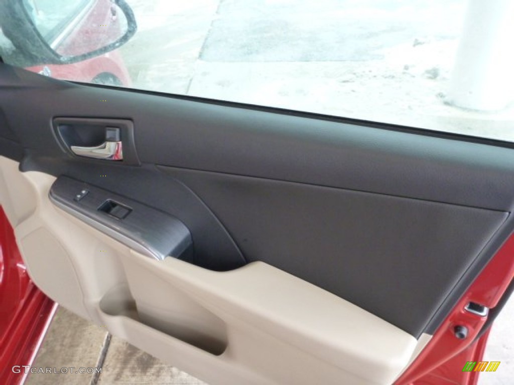 2013 Camry Hybrid LE - Barcelona Red Metallic / Ivory photo #11