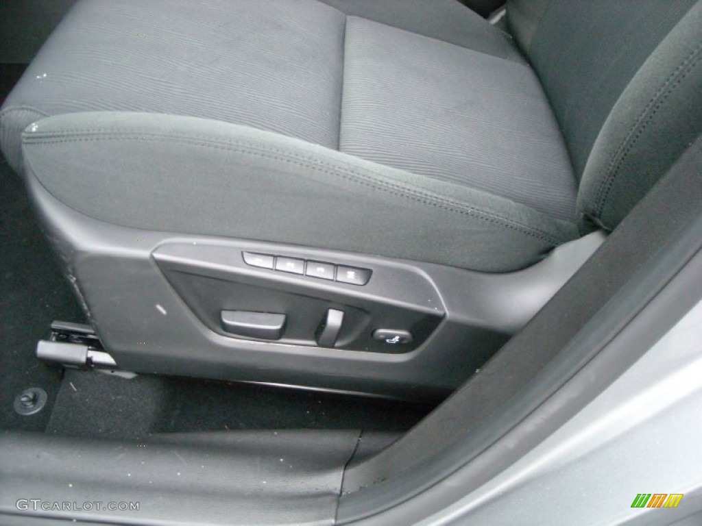 2012 Suzuki Kizashi Sport GTS AWD Front Seat Photos