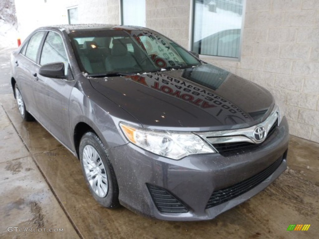 Magnetic Gray Metallic 2013 Toyota Camry LE Exterior Photo #75310557