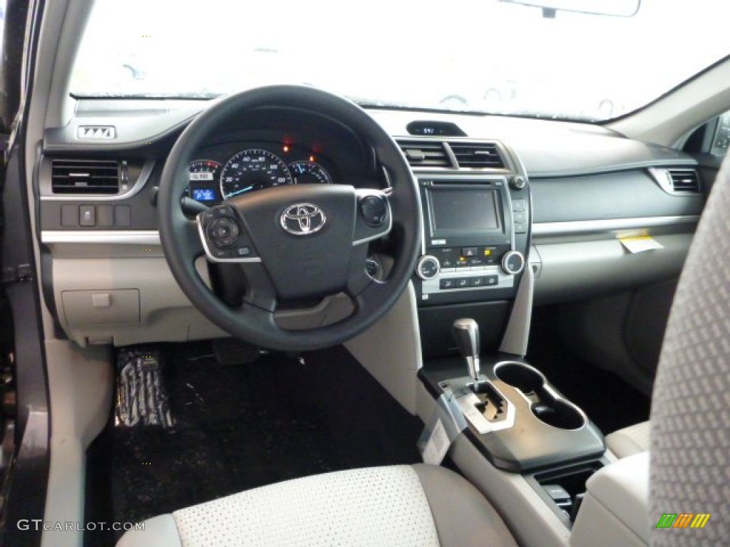 Ash Interior 2013 Toyota Camry LE Photo #75310627