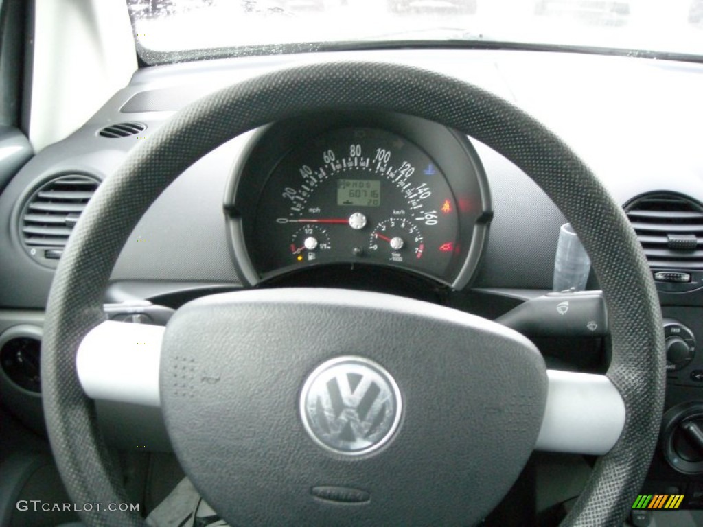 2004 Volkswagen New Beetle GLS 1.8T Convertible Steering Wheel Photos