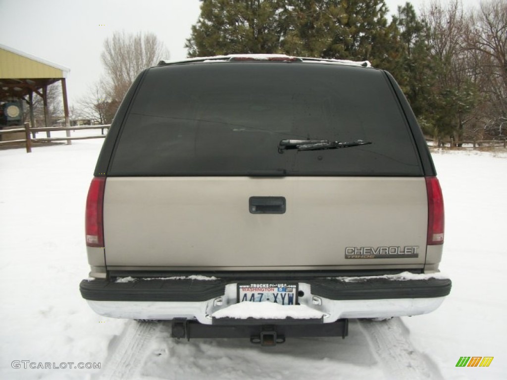 1999 Tahoe LS - Sunset Gold Metallic / Neutral photo #3