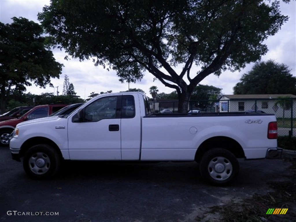 2004 F150 XLT Regular Cab 4x4 - Oxford White / Heritage Graphite Grey photo #3