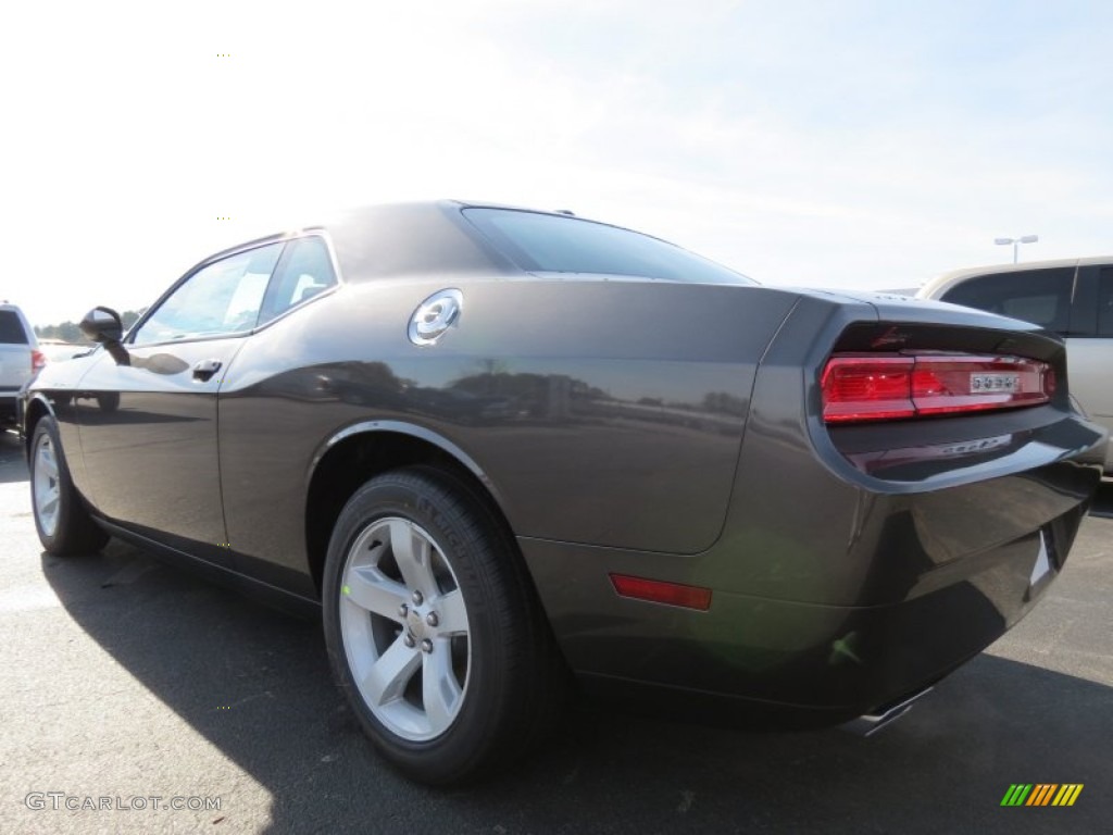 2013 Challenger SXT - Granite Crystal Metallic / Dark Slate Gray photo #2