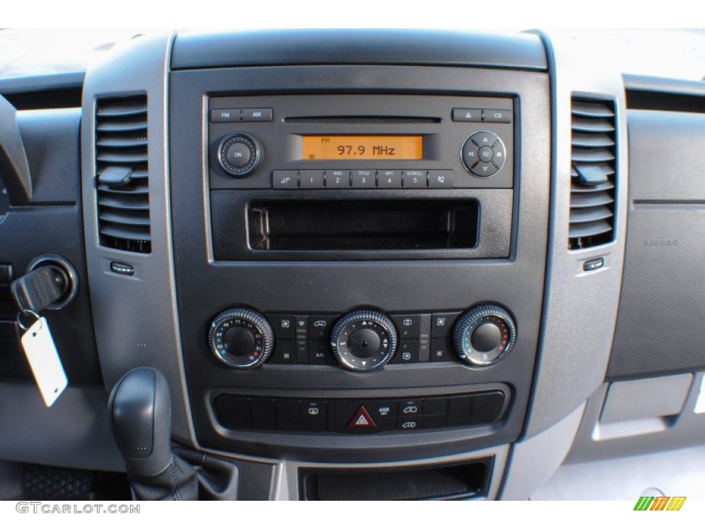 2013 Mercedes-Benz Sprinter 2500 High Roof Passenger Van Controls Photo #75322107