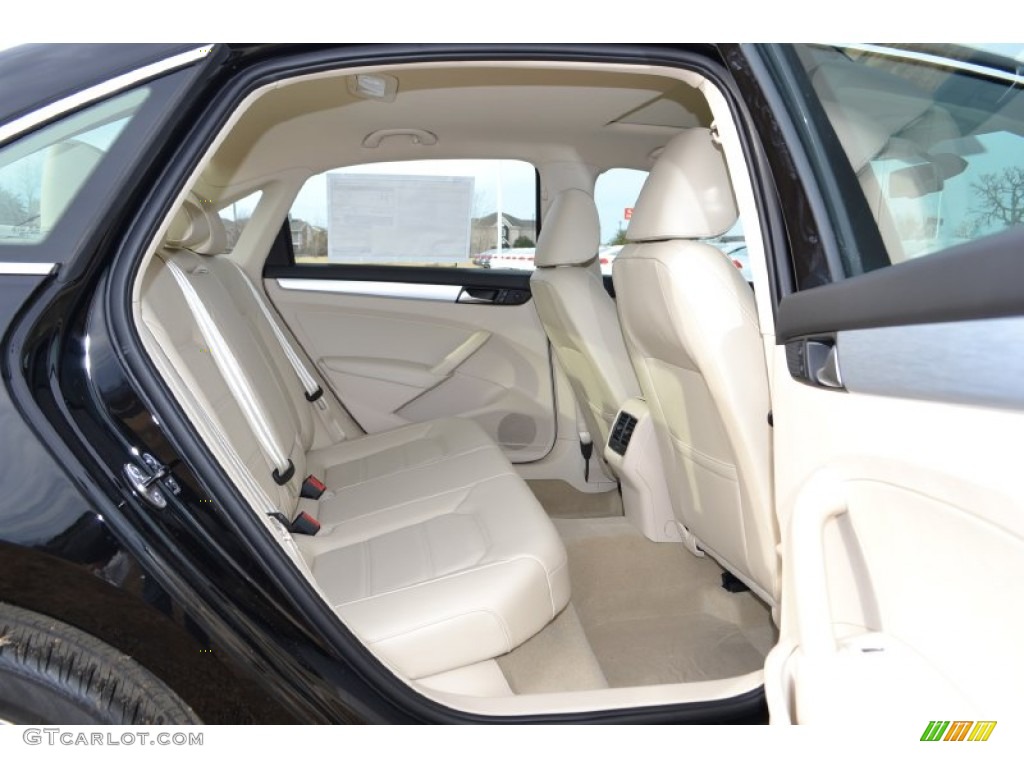 Cornsilk Beige Interior 2013 Volkswagen Passat TDI SE Photo #75323341