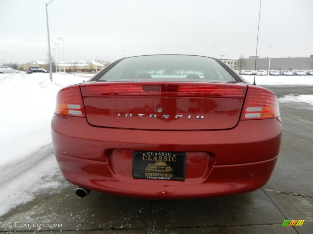 2000 Intrepid  - Inferno Red Metallic / Agate photo #4