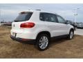 Candy White - Tiguan SE Photo No. 2