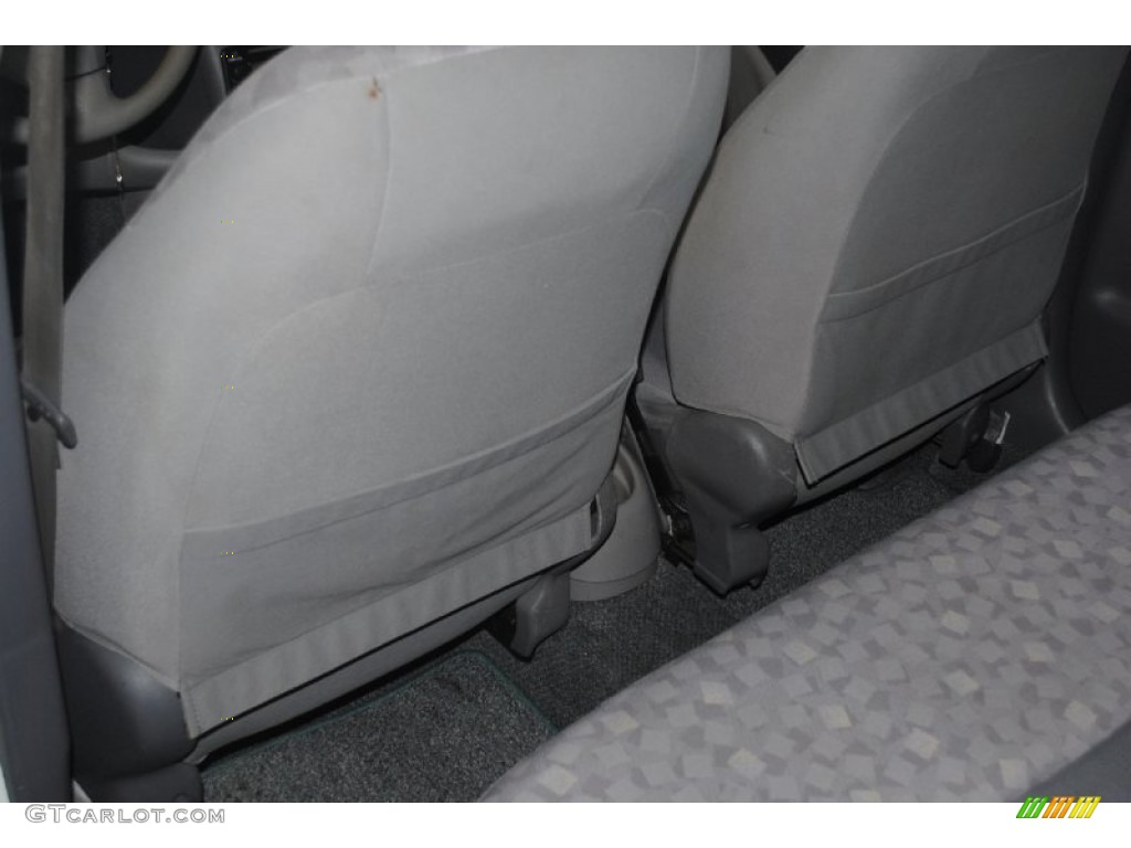2001 ECHO Sedan - Super White / Shadow Gray photo #13