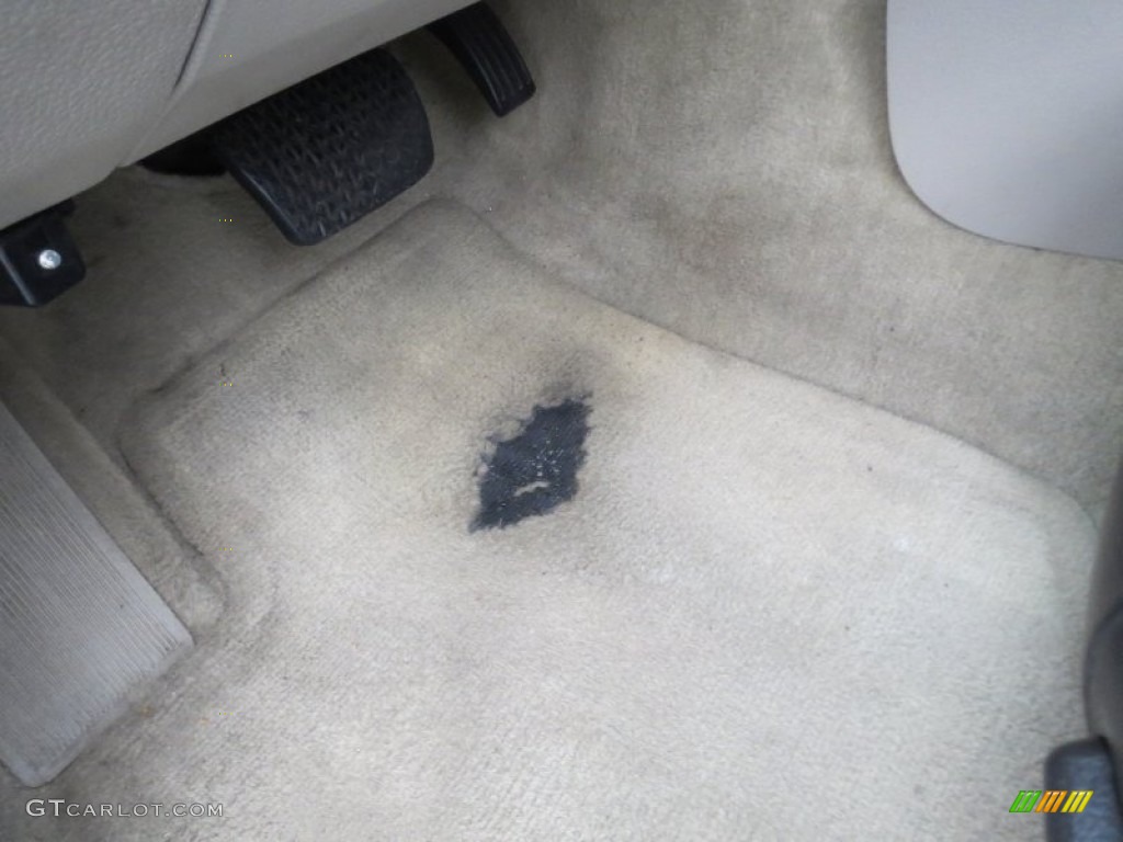 2006 Milan I4 Premier - Vivid Red Metallic / Dark Charcoal/Medium Light Stone photo #32