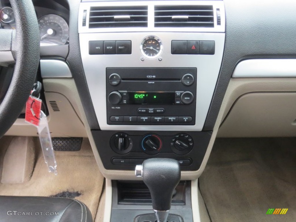 2006 Milan I4 Premier - Vivid Red Metallic / Dark Charcoal/Medium Light Stone photo #34