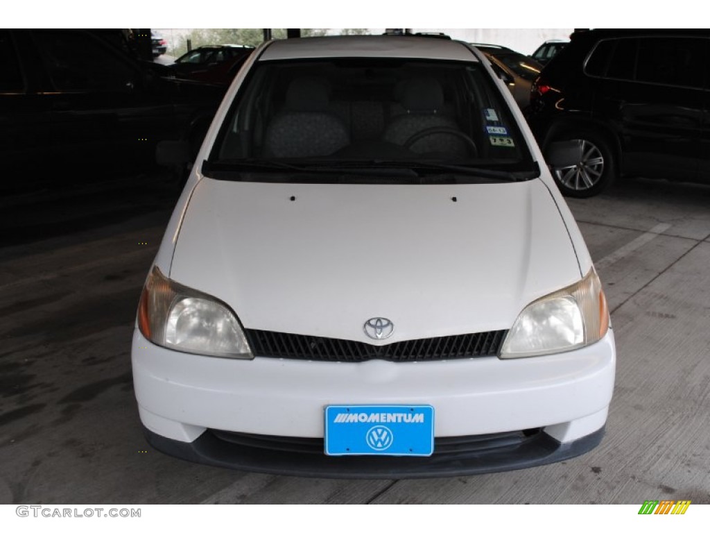 2001 ECHO Sedan - Super White / Shadow Gray photo #22