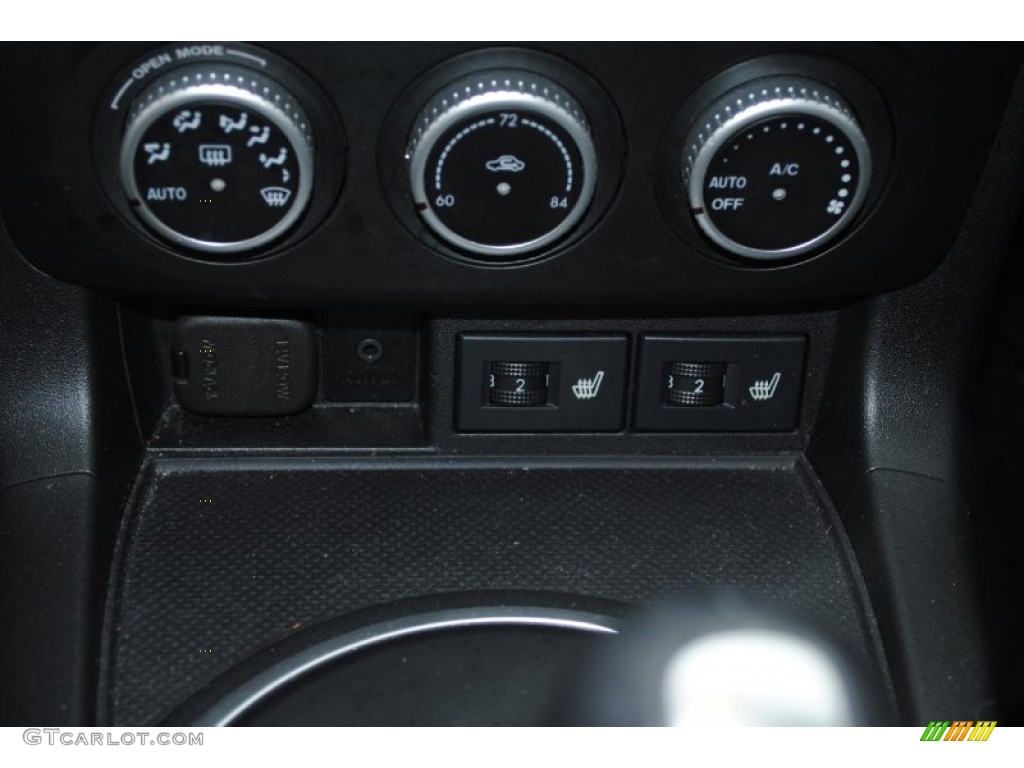 2009 Mazda MX-5 Miata Grand Touring Roadster Controls Photo #75327987