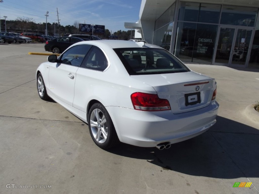 2013 1 Series 128i Coupe - Alpine White / Taupe photo #4