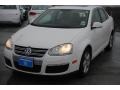 Candy White - Jetta SE Sedan Photo No. 3