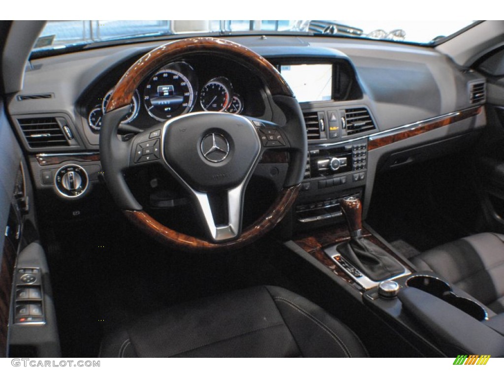 Black Interior 2013 Mercedes-Benz E 350 4Matic Coupe Photo #75331191