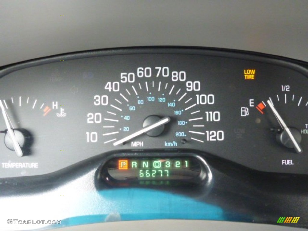 2005 Century Sedan - White Opal / Gray photo #24