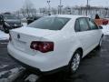 Candy White - Jetta SE Sedan Photo No. 3