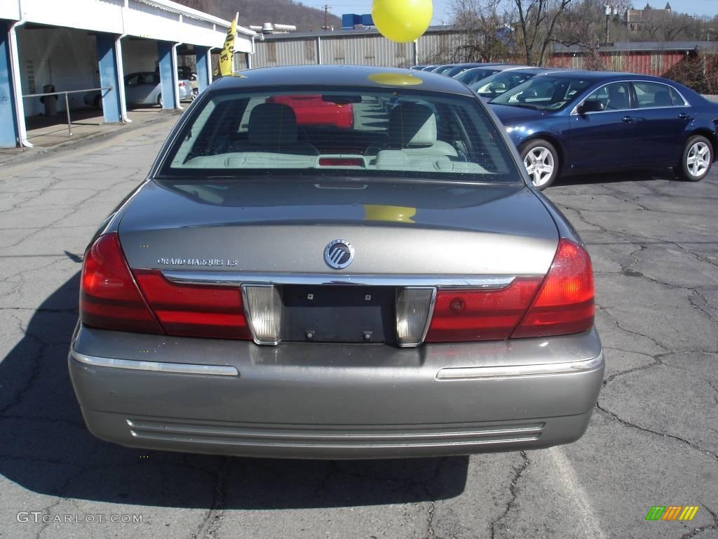 2004 Grand Marquis LS - Spruce Green Metallic / Light Flint photo #3