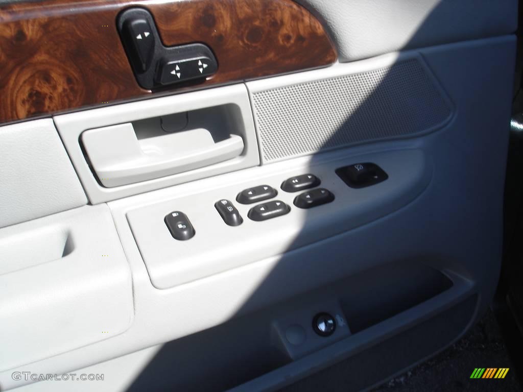 2004 Grand Marquis LS - Spruce Green Metallic / Light Flint photo #21