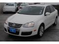 Candy White - Jetta SE Sedan Photo No. 3