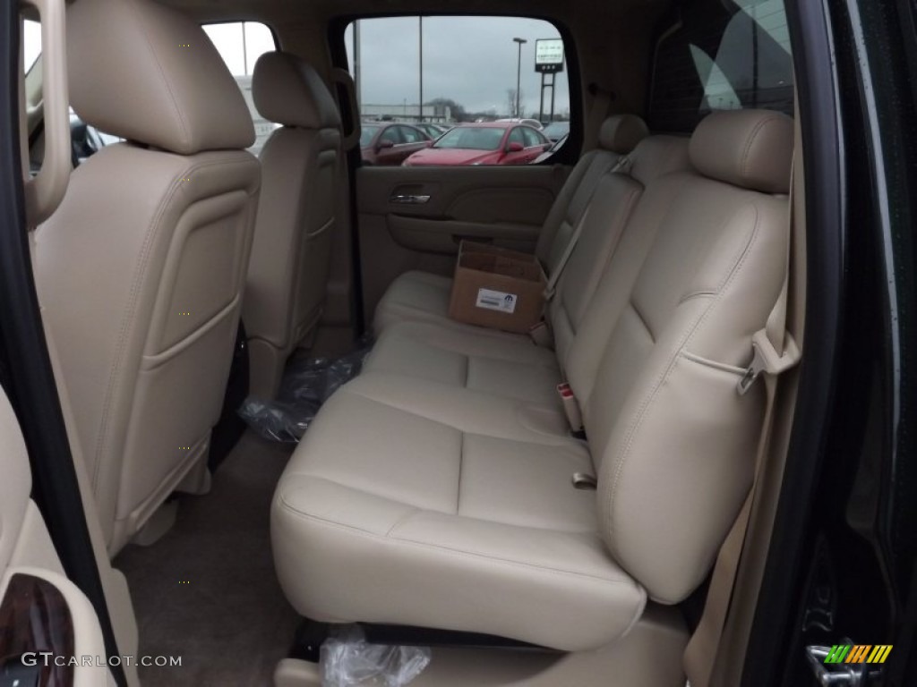 2013 Cadillac Escalade EXT Premium AWD Rear Seat Photo #75340902