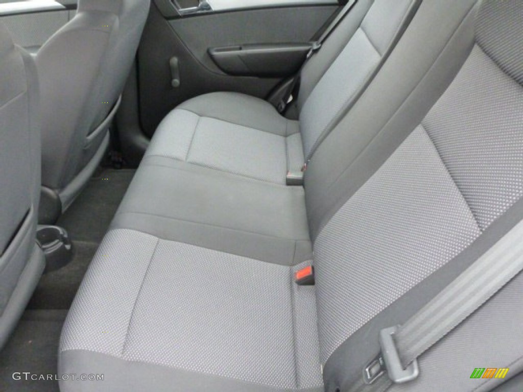 2010 Aveo LT Sedan - Wintergreen / Charcoal photo #5