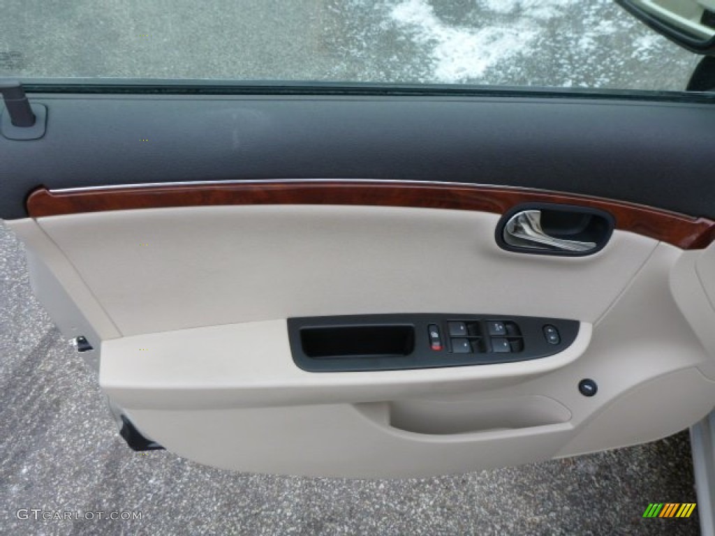 2009 Aura XR V6 - Gold Mist Metallic / Tan photo #14